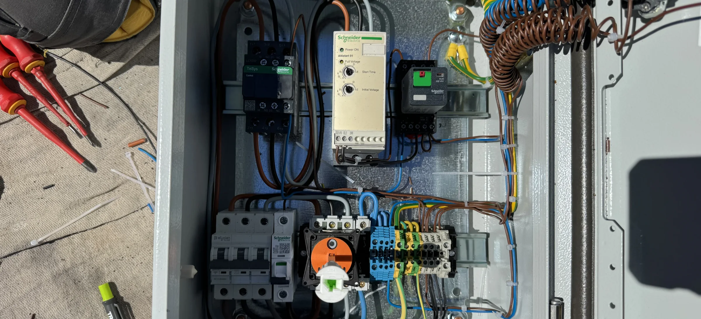 Completed internal wiring: Internal control and power wiring completed, terminated and prepared for inspection and functional testing.